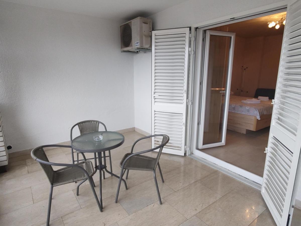 Josipa 1 Apartment *
